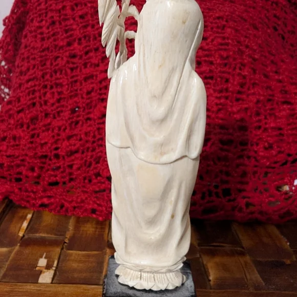 Asian Bone Statue - Picture 2 of 2